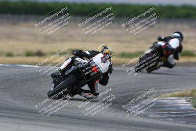 media/May-03-2025-CRA (Sat) [[22b18d099a]]/Races/Race 1/